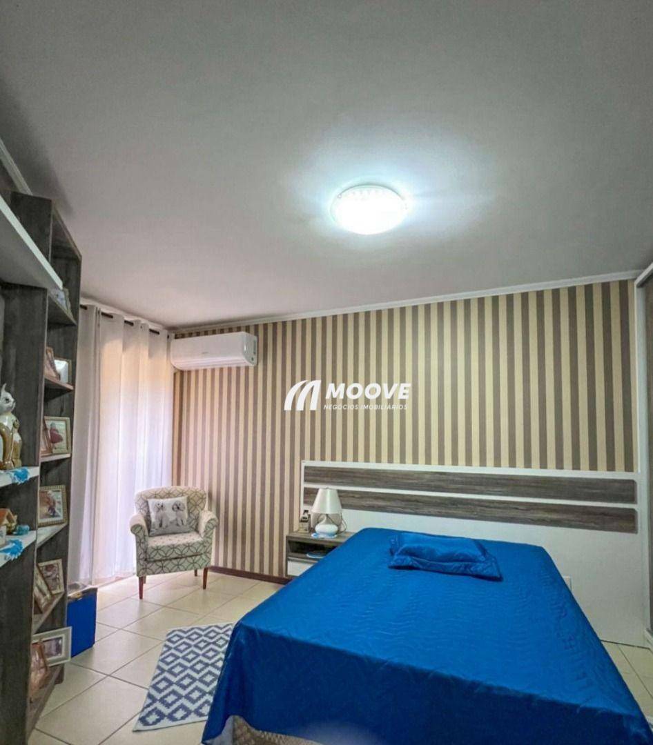 Apartamento à venda com 3 quartos, 138m² - Foto 17