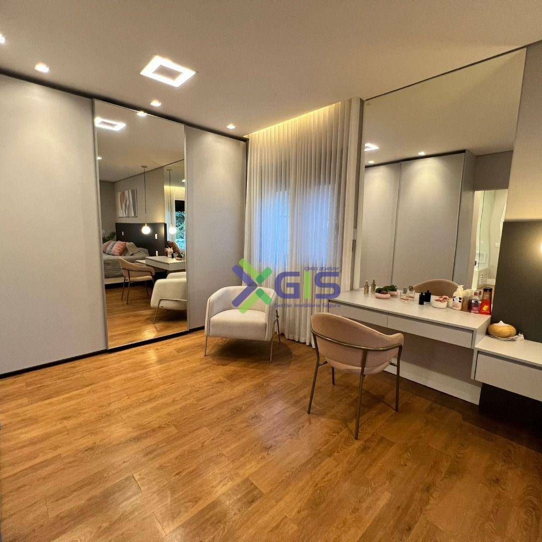 Casa à venda com 3 quartos, 355m² - Foto 18