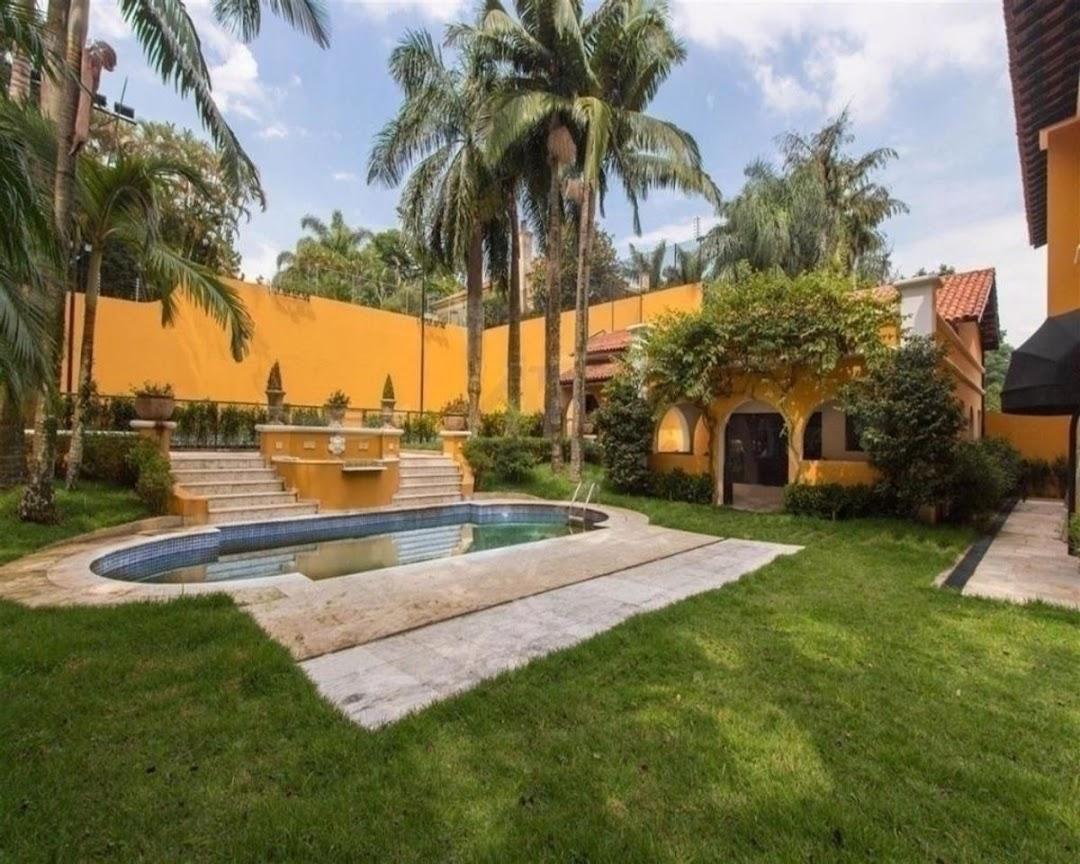 Casa para alugar com 4 quartos, 1599m² - Foto 12