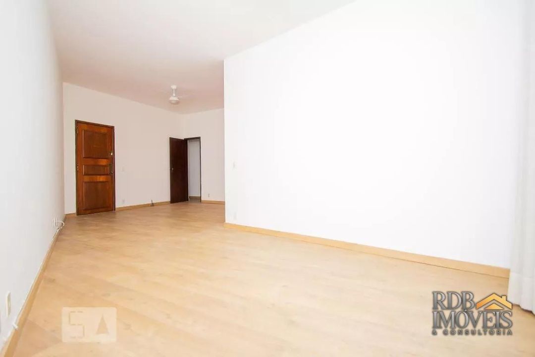 Apartamento à venda com 3 quartos, 130m² - Foto 9