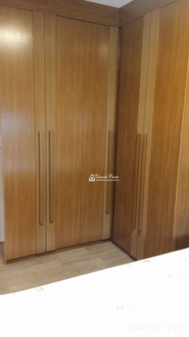 Apartamento à venda com 2 quartos, 65m² - Foto 17