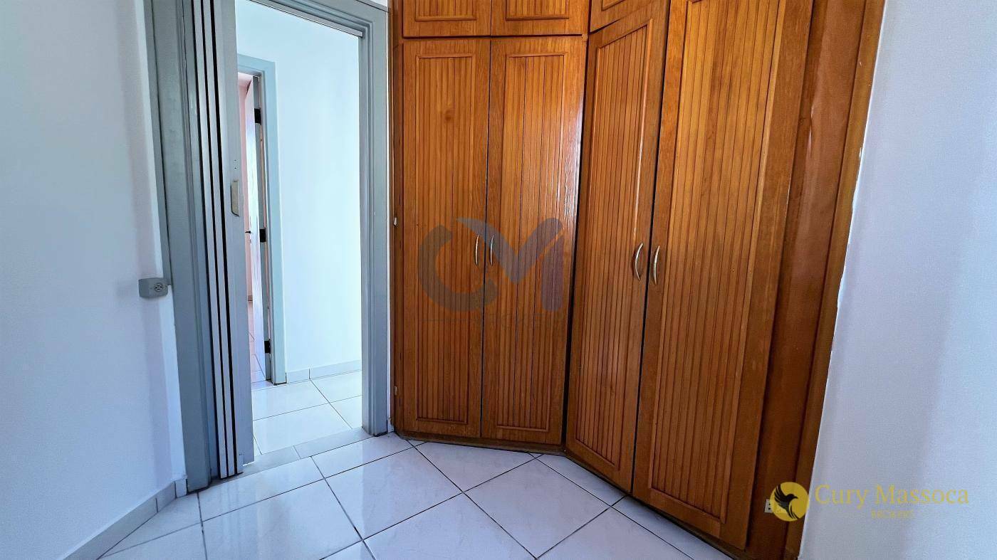 Apartamento à venda com 3 quartos, 95m² - Foto 13