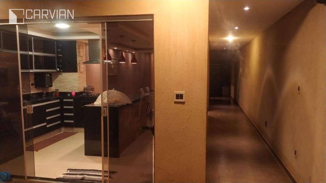 Sobrado à venda com 3 quartos, 218m² - Foto 3