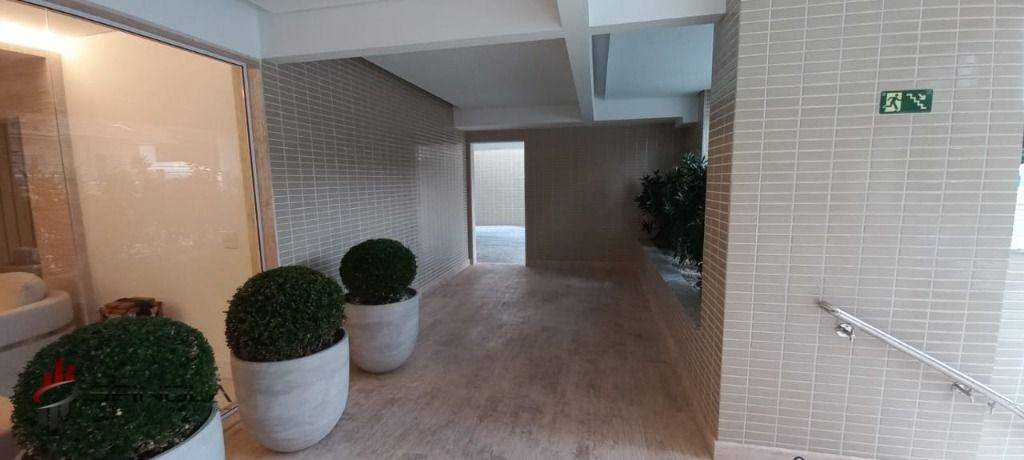 Apartamento à venda com 4 quartos, 153m² - Foto 9