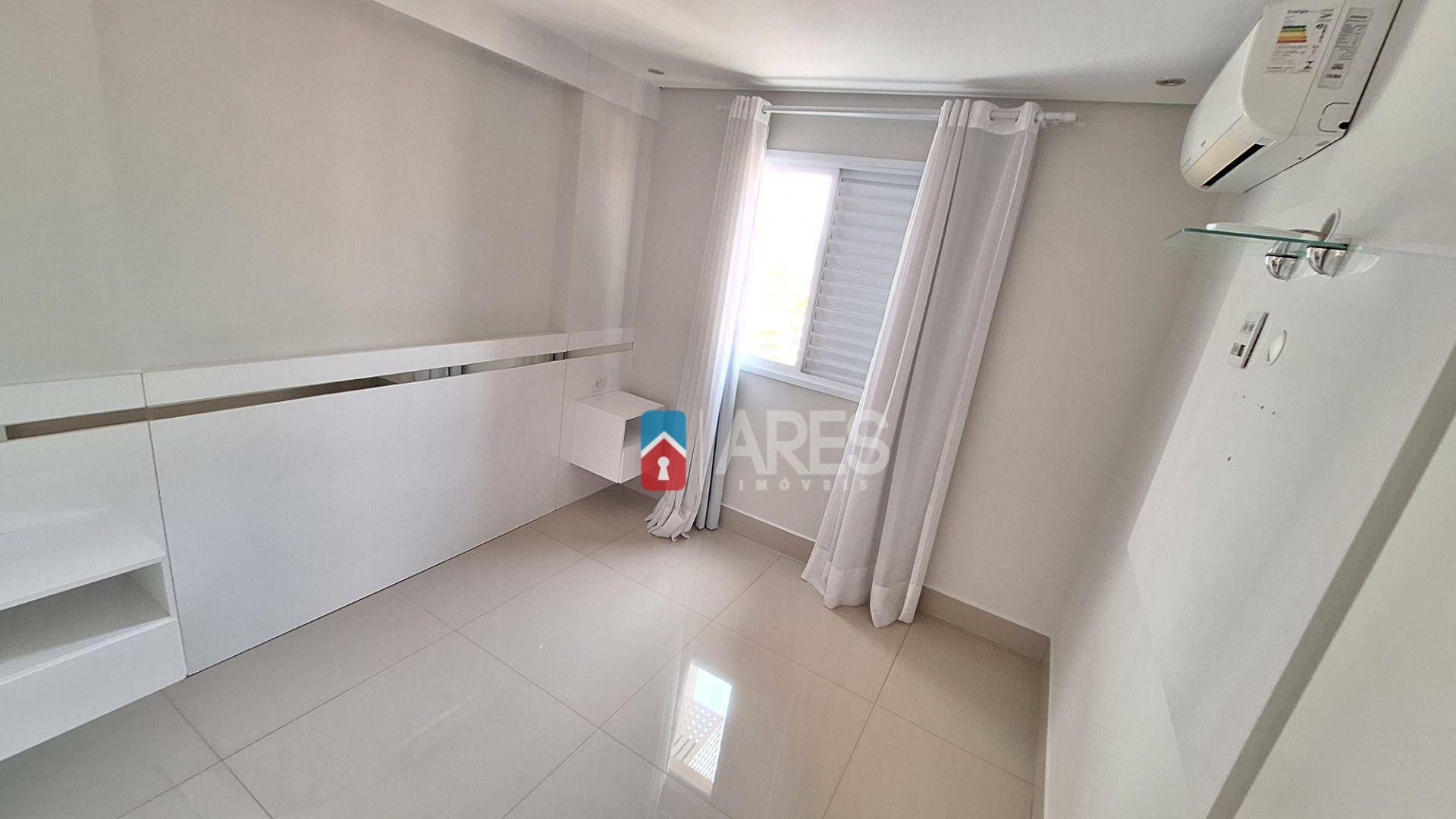 Apartamento para alugar com 4 quartos, 250m² - Foto 11