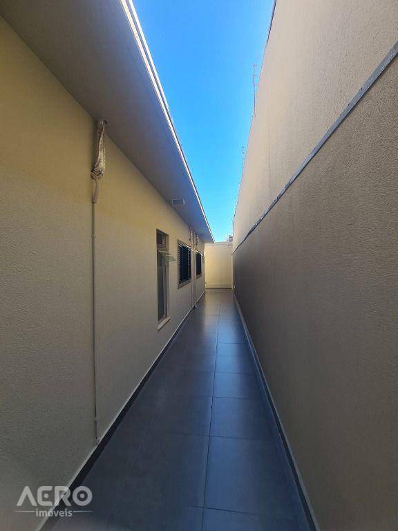 Casa à venda com 3 quartos, 310m² - Foto 32