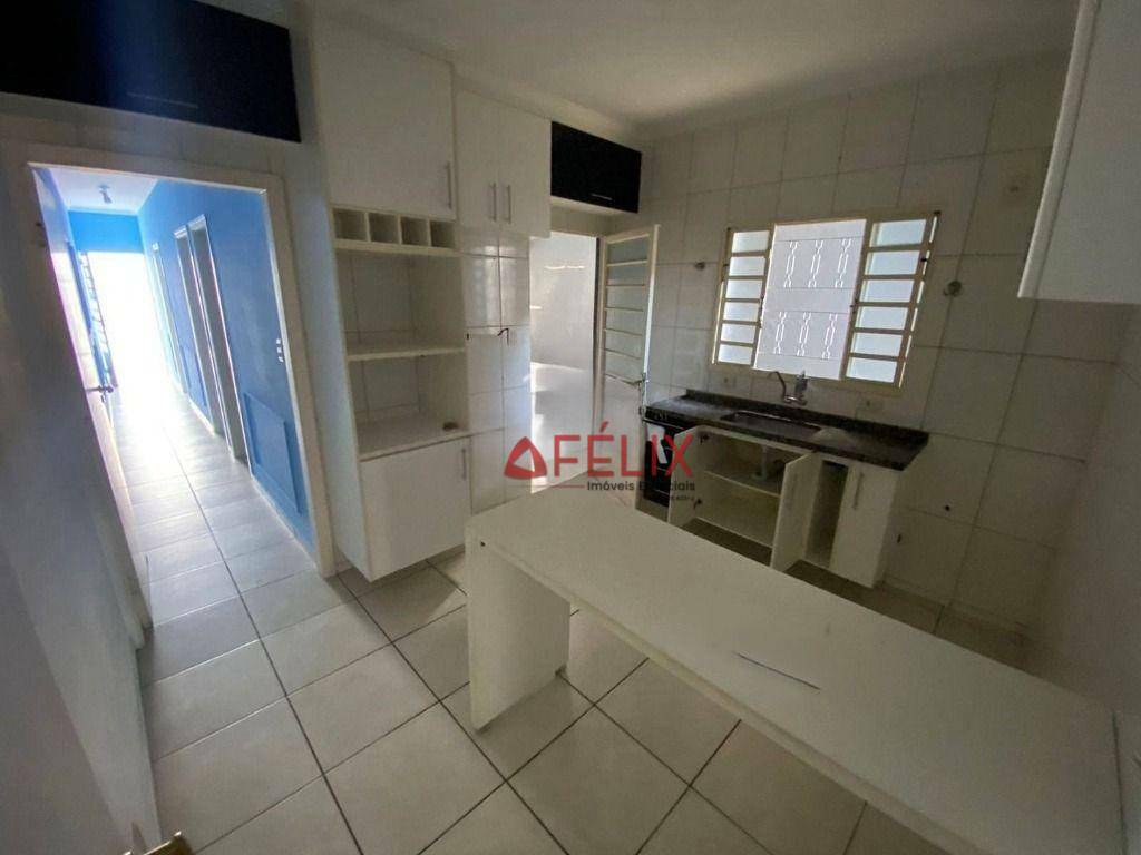 Casa à venda com 2 quartos, 80m² - Foto 5