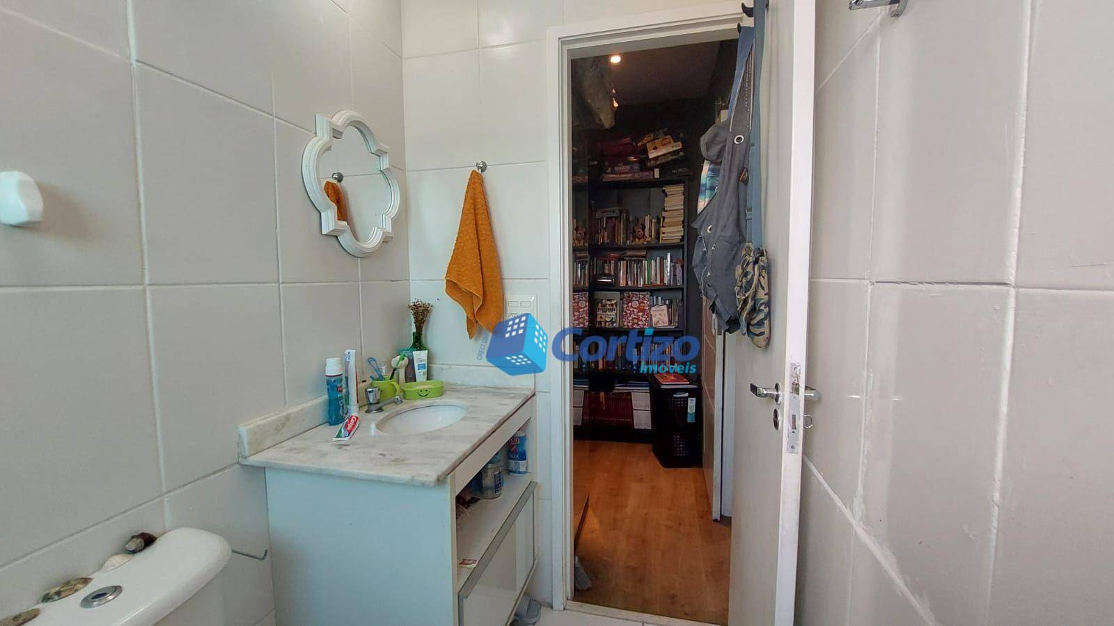 Apartamento à venda com 2 quartos, 69m² - Foto 31