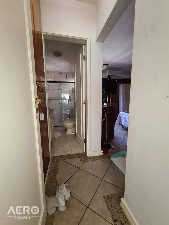 Casa de Condomínio à venda com 3 quartos, 320m² - Foto 17