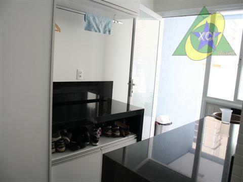 Casa de Condomínio à venda com 3 quartos, 370m² - Foto 2