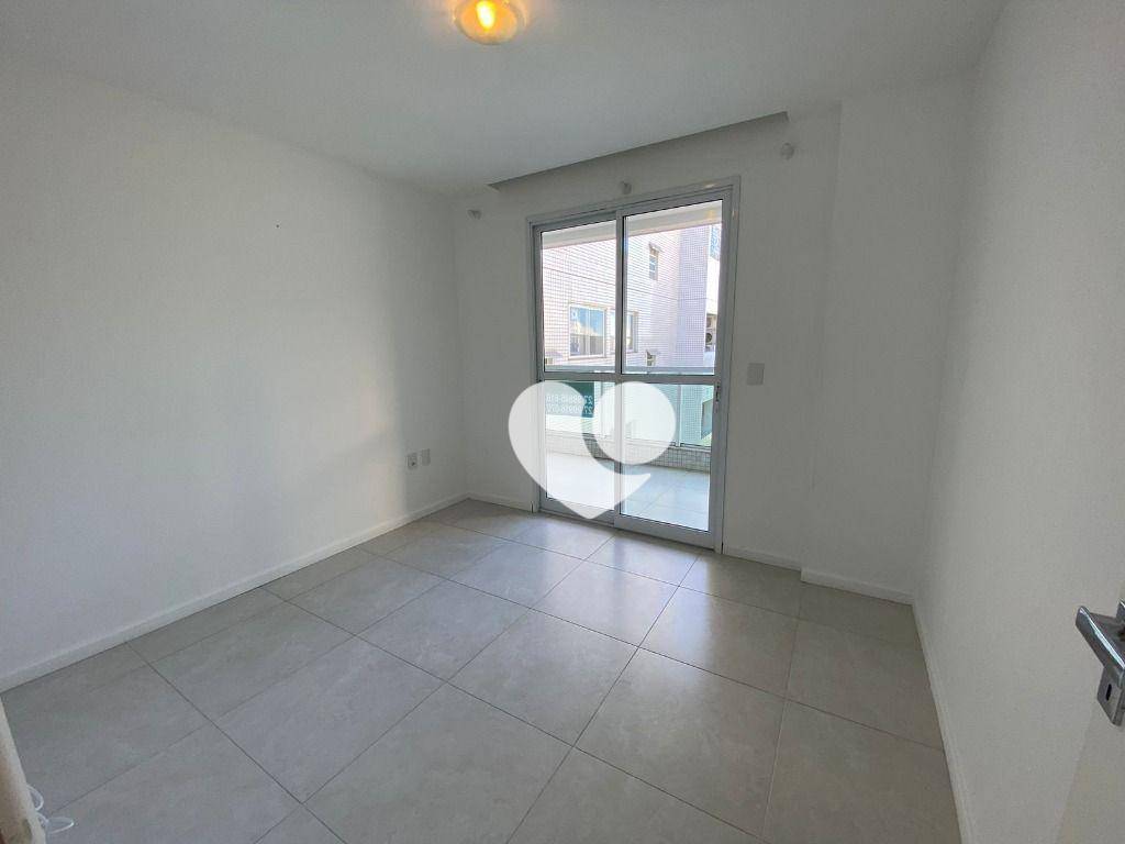 Apartamento à venda com 3 quartos, 115m² - Foto 17