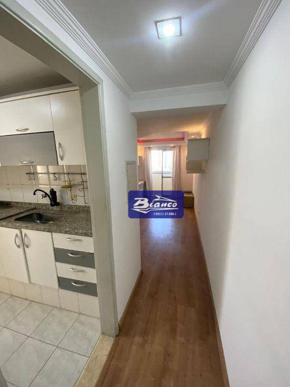 Apartamento para alugar com 2 quartos, 55m² - Foto 24