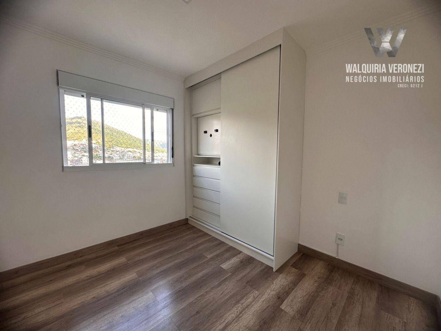 Apartamento à venda com 3 quartos, 144m² - Foto 27