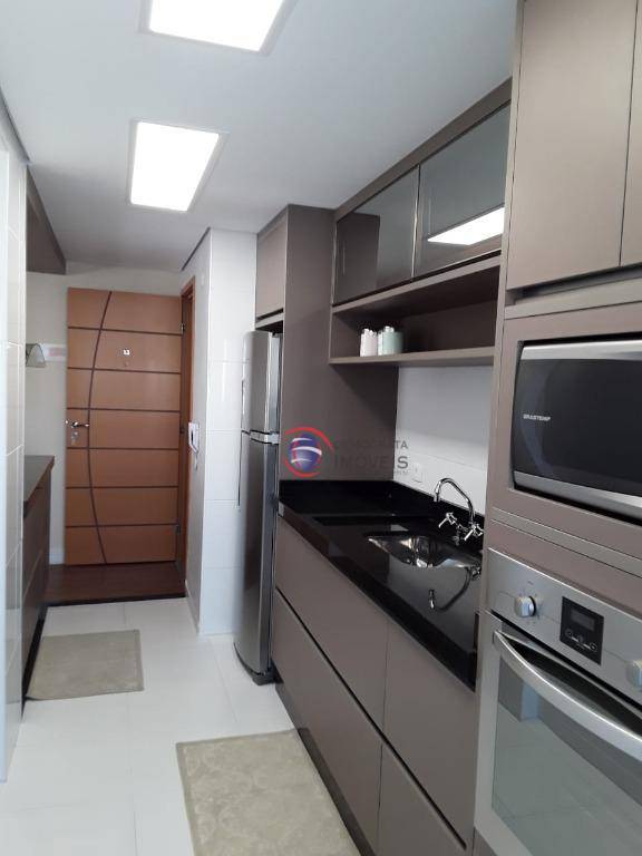 Apartamento à venda com 3 quartos, 82m² - Foto 1