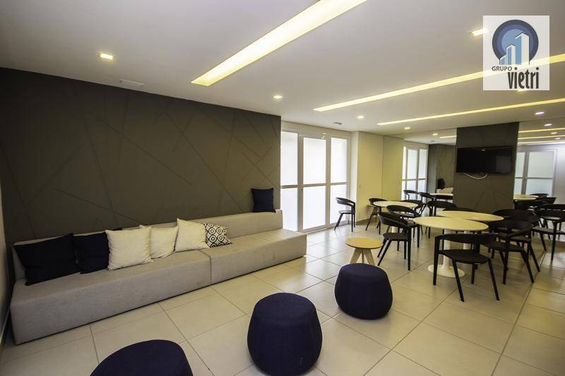 Apartamento à venda com 1 quarto, 33m² - Foto 11