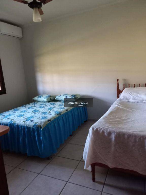 Casa de Condomínio à venda com 3 quartos, 200m² - Foto 5