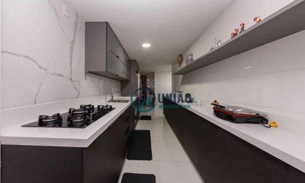 Apartamento à venda com 4 quartos, 183m² - Foto 23