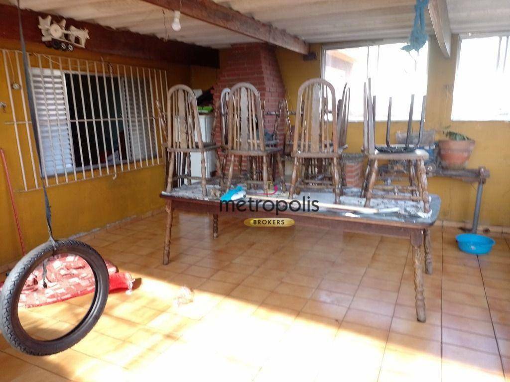 Sobrado à venda com 7 quartos, 231m² - Foto 3