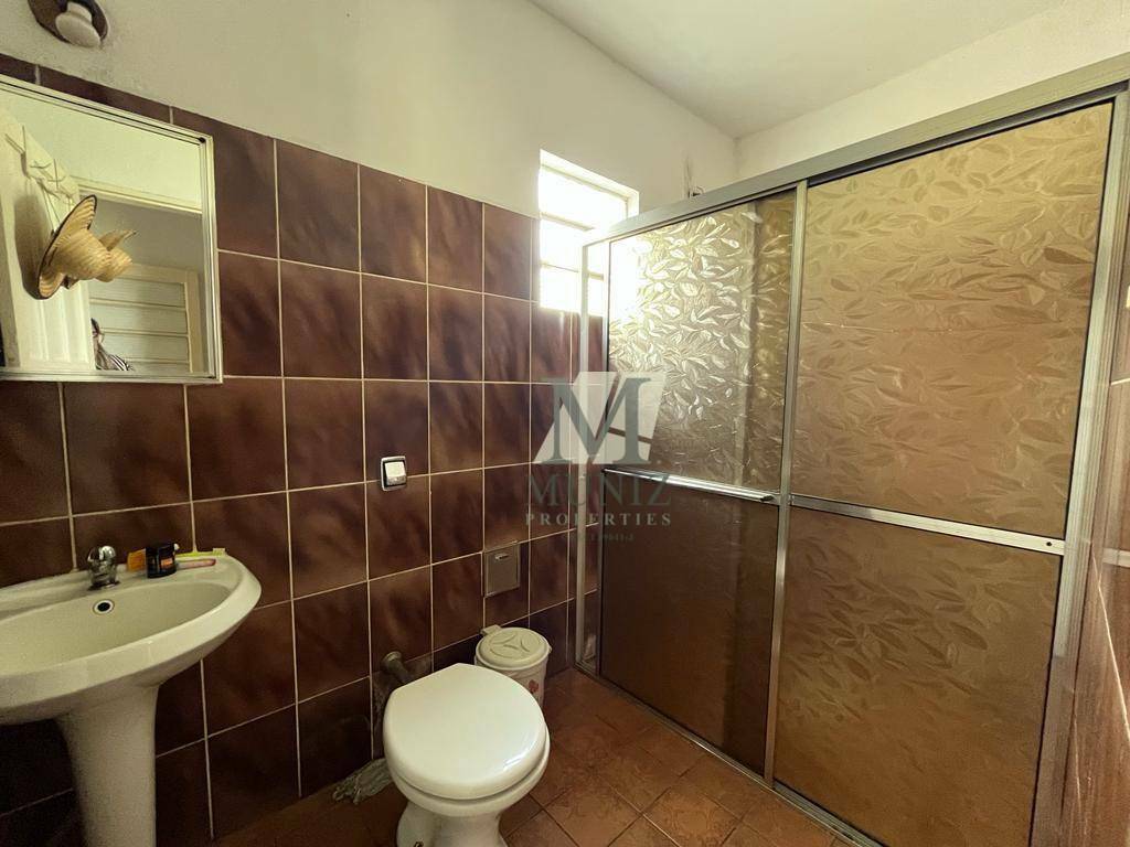 Casa à venda com 3 quartos, 300m² - Foto 12