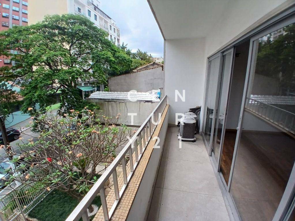 Apartamento para alugar com 3 quartos, 120m² - Foto 11