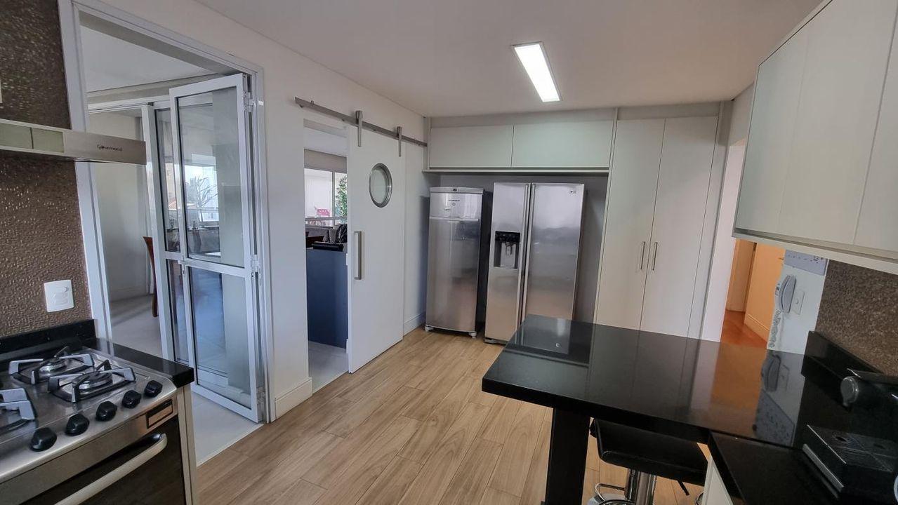 Apartamento à venda com 4 quartos, 250m² - Foto 45