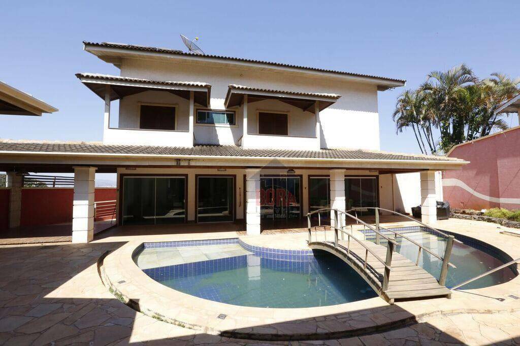 Casa de Condomínio à venda com 3 quartos, 542m² - Foto 1