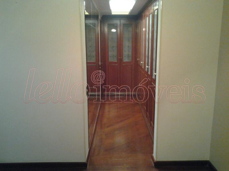 Apartamento para alugar com 3 quartos, 117m² - Foto 9