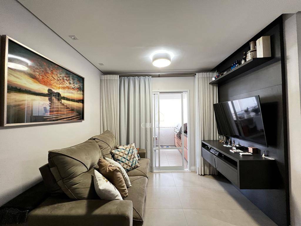 Apartamento à venda com 3 quartos, 107m² - Foto 11