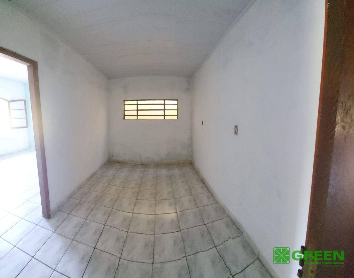 Casa à venda com 2 quartos, 93m² - Foto 3