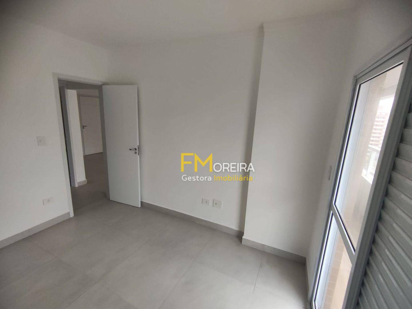 Apartamento à venda com 2 quartos, 76m² - Foto 4