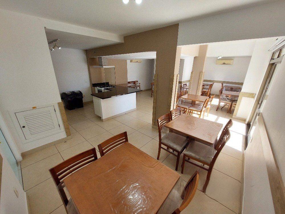 Apartamento à venda com 3 quartos, 85m² - Foto 2