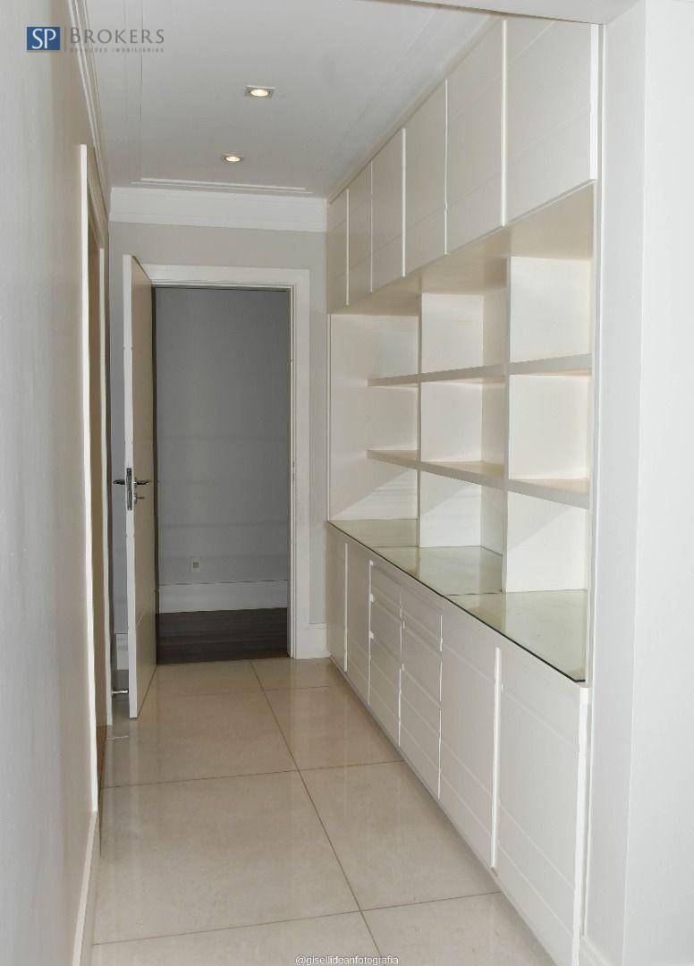 Apartamento à venda com 4 quartos, 247m² - Foto 17