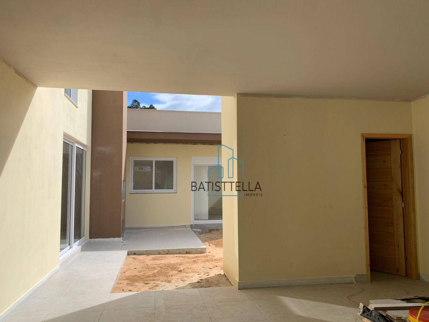 Casa à venda com 3 quartos, 178m² - Foto 5