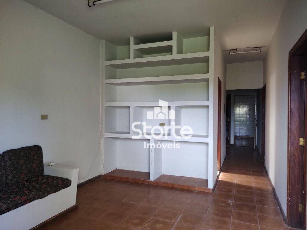 Casa à venda com 3 quartos, 127m² - Foto 4