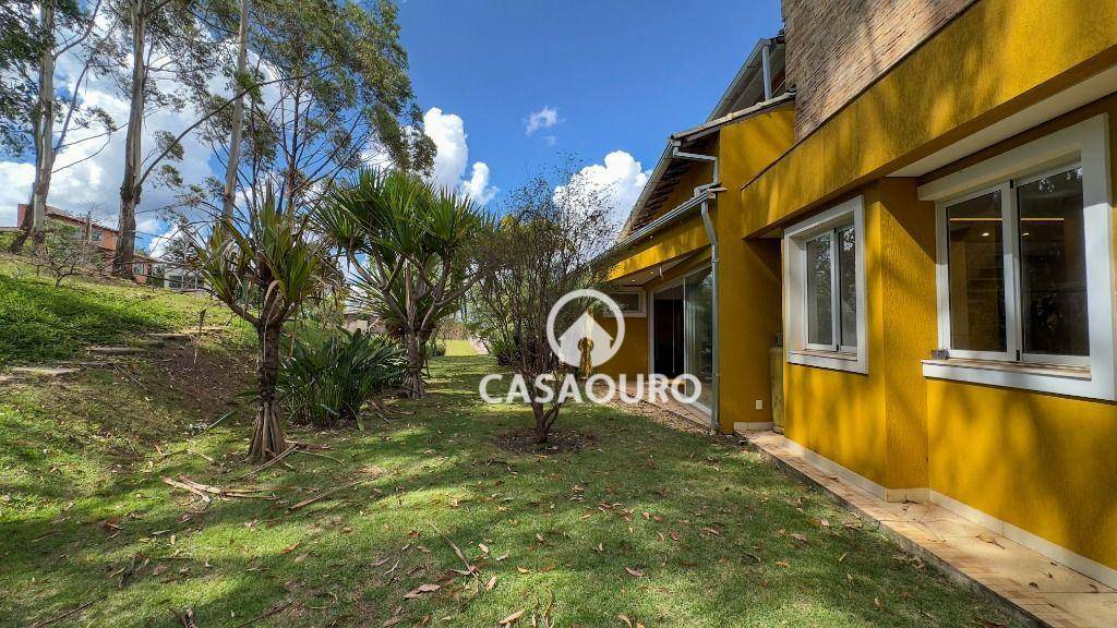 Casa de Condomínio à venda com 4 quartos, 397m² - Foto 40