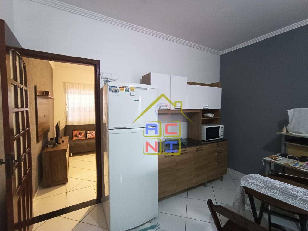 Casa à venda com 2 quartos, 92m² - Foto 13