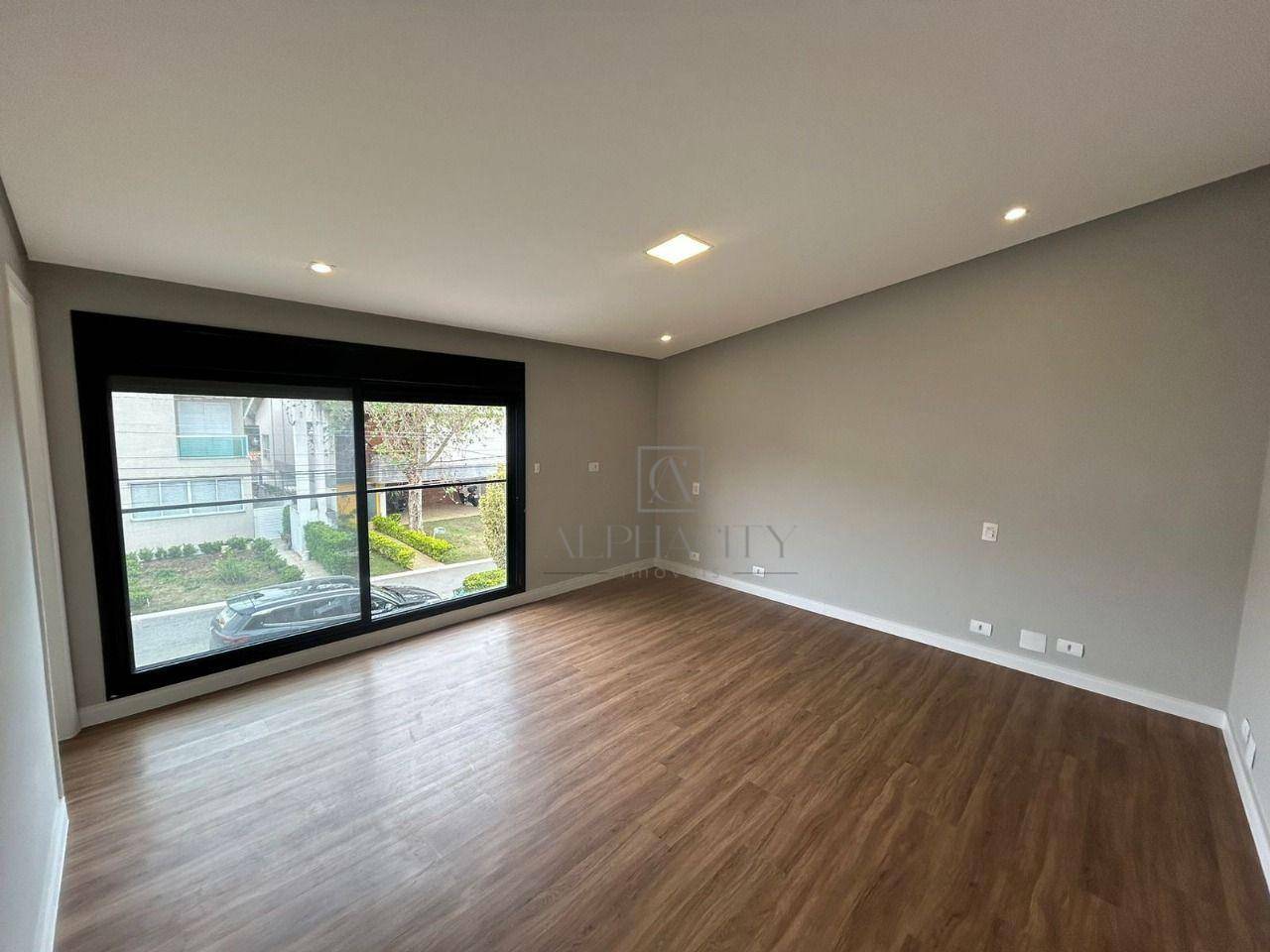 Casa à venda com 4 quartos, 288m² - Foto 9