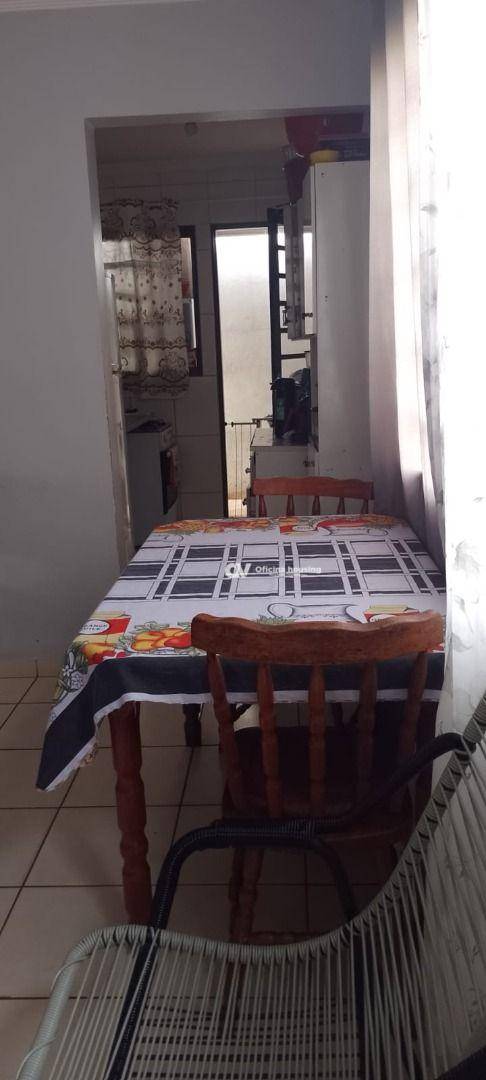 Casa de Condomínio à venda com 2 quartos, 50m² - Foto 11