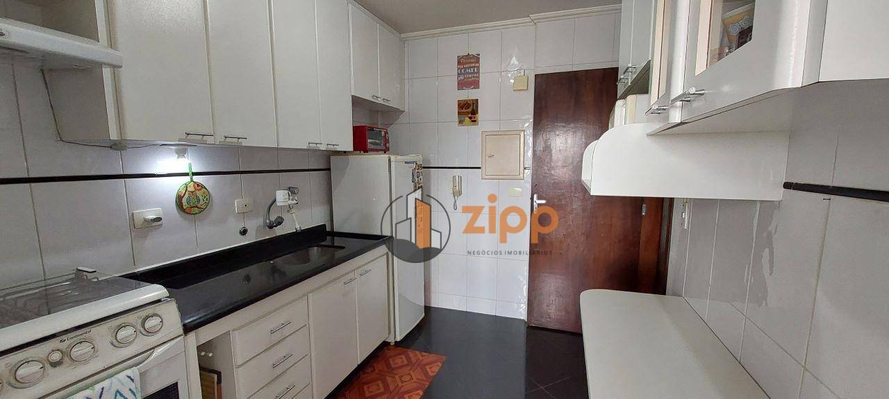 Apartamento à venda com 2 quartos, 63m² - Foto 19