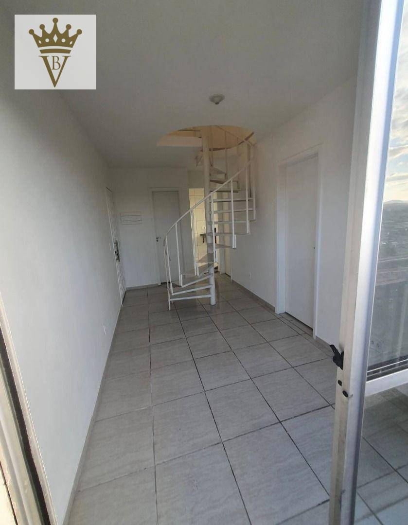 Cobertura à venda com 2 quartos, 83m² - Foto 3