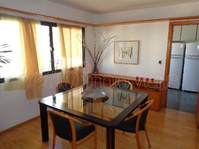 Apartamento para alugar com 3 quartos, 165m² - Foto 4