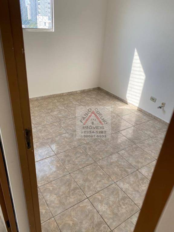 Apartamento à venda com 2 quartos, 59m² - Foto 6