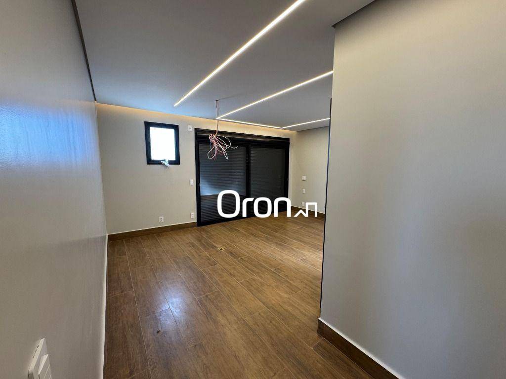Sobrado, 3 quartos, 244 m² - Foto 4