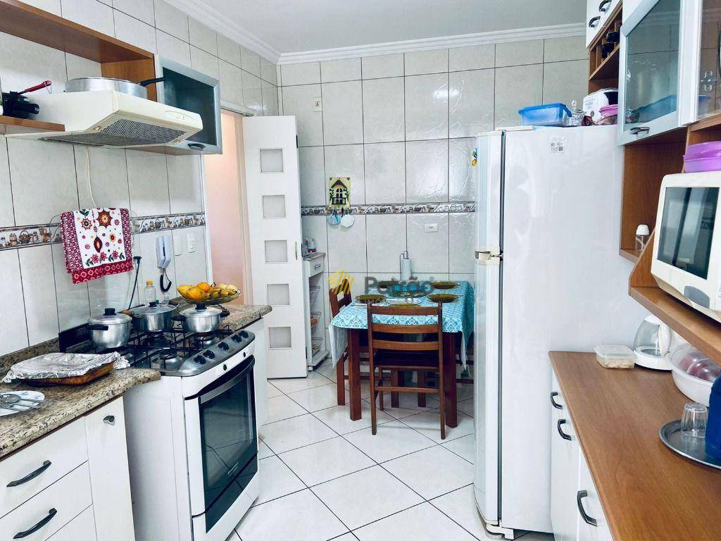 Apartamento à venda com 2 quartos, 82m² - Foto 6