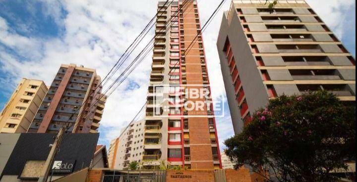 Apartamento à venda com 4 quartos, 186m² - Foto 2