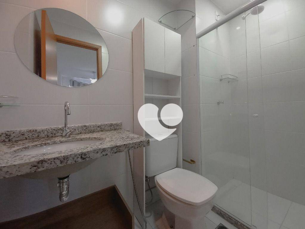 Apartamento à venda com 2 quartos, 70m² - Foto 19