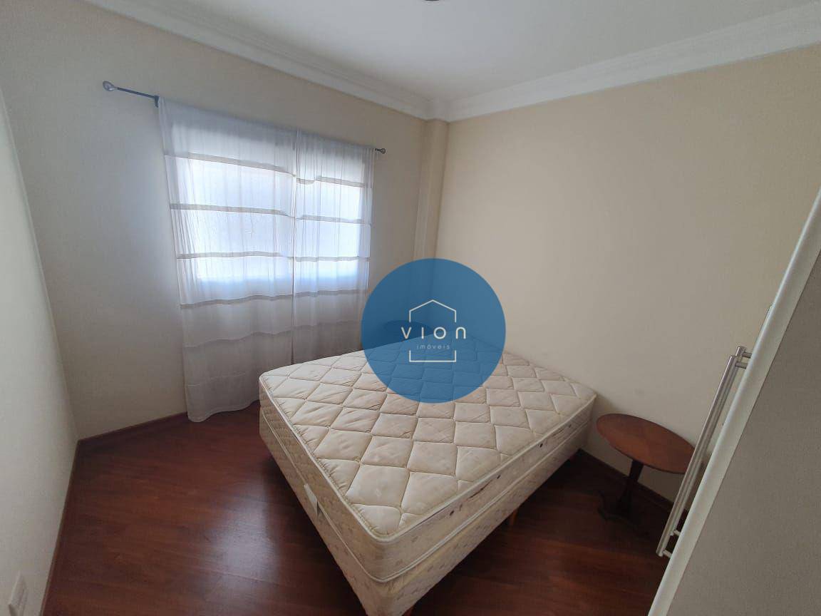 Apartamento para alugar com 3 quartos, 101m² - Foto 19