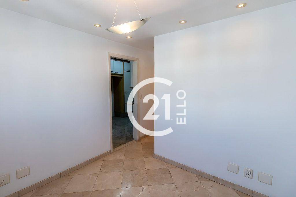 Apartamento para alugar com 3 quartos, 240m² - Foto 33