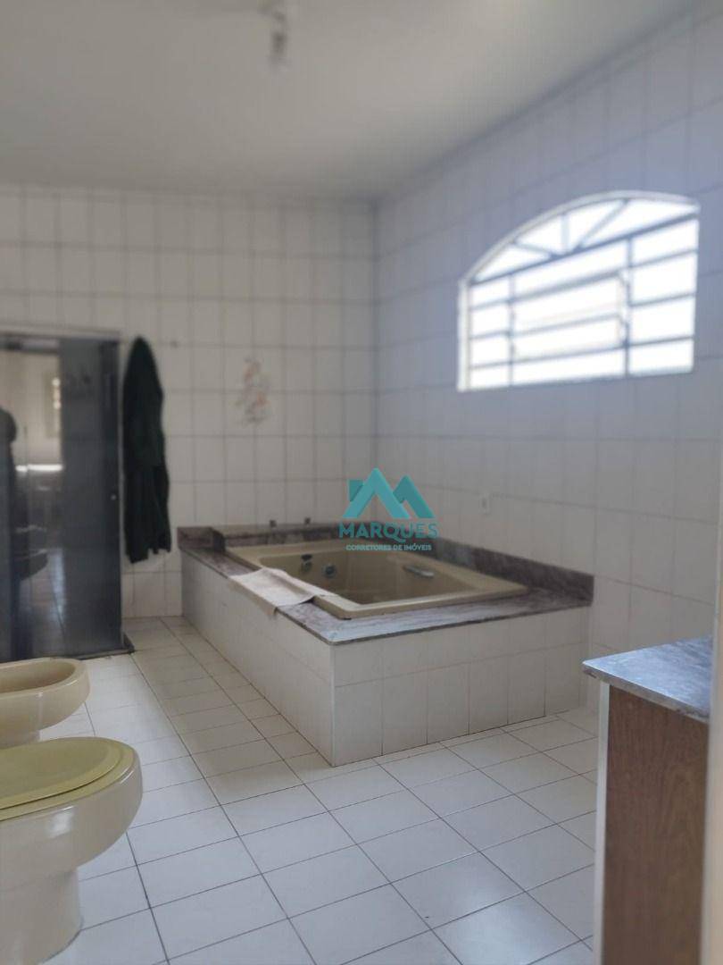 Sobrado à venda com 4 quartos, 304m² - Foto 19
