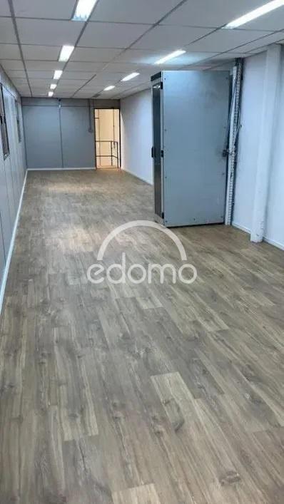 Prédio Inteiro para alugar, 329m² - Foto 4